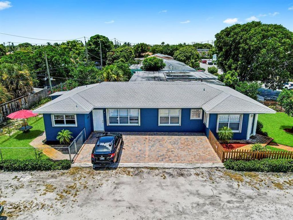 Photo of 1430 N J Street #1, Lake Worth Beach, FL 33460 (MLS # B26030370)