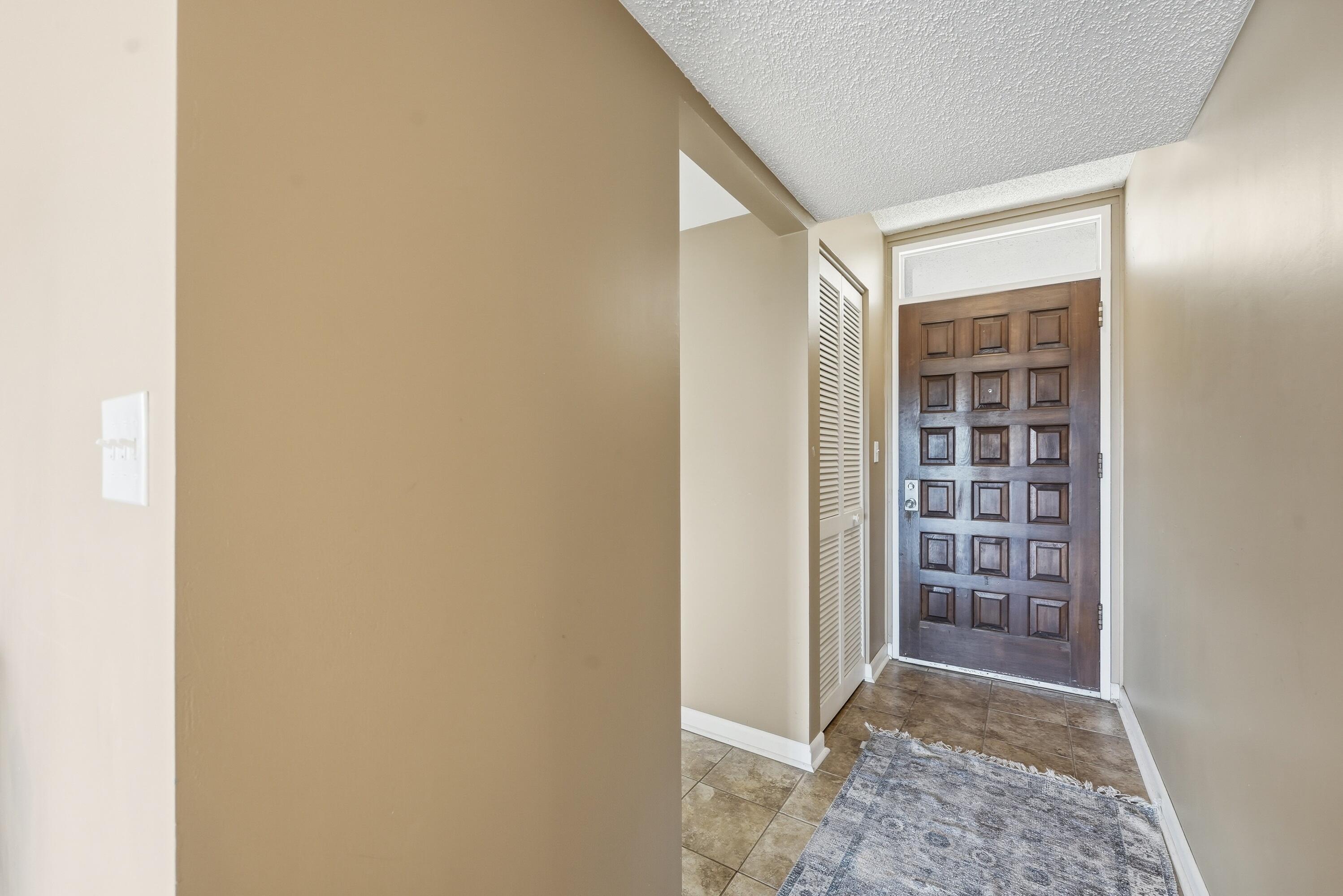 LANDS OF THE PRESIDENT CONDO 8 - Residential