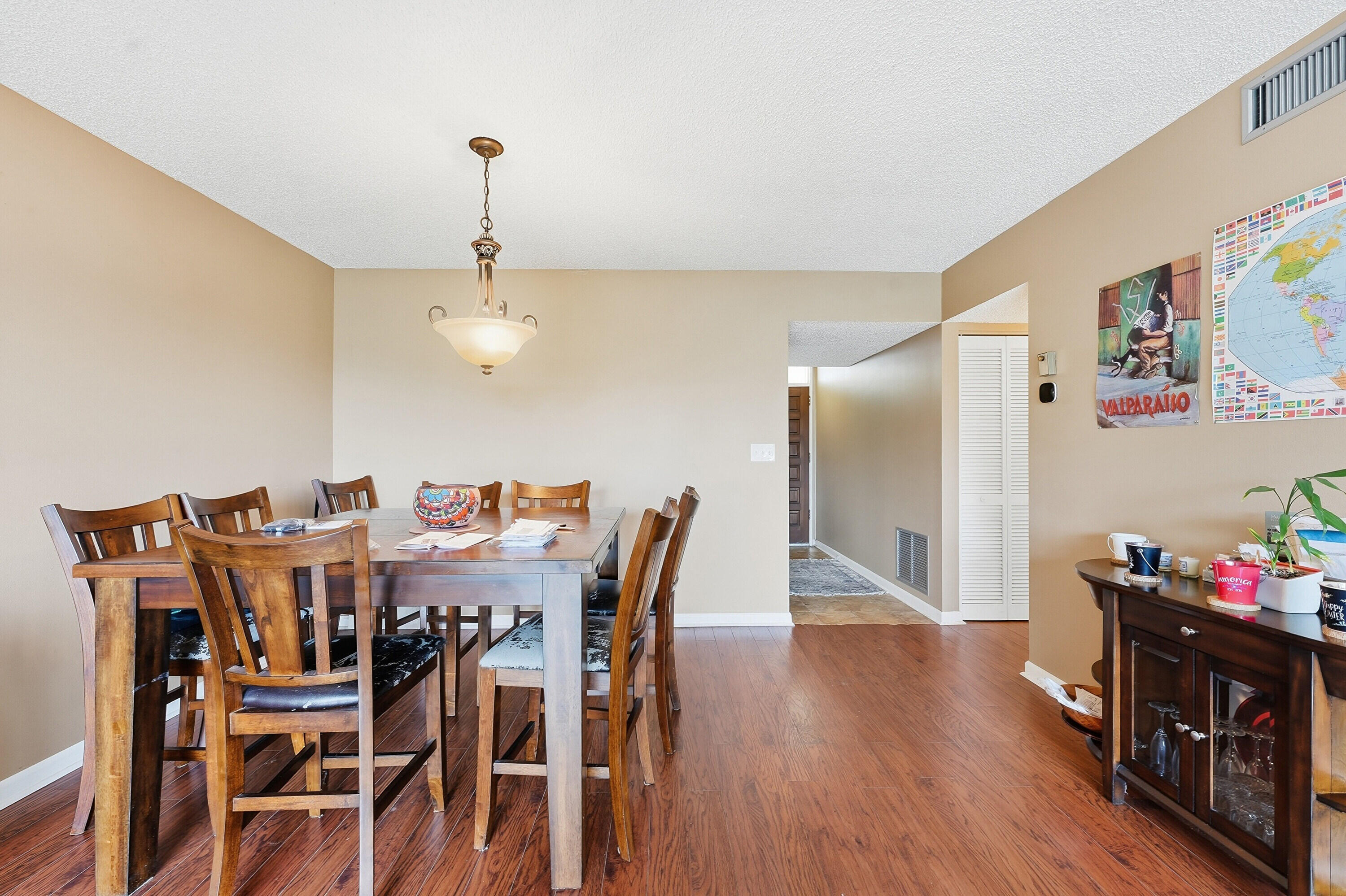 LANDS OF THE PRESIDENT CONDO 8 - Residential