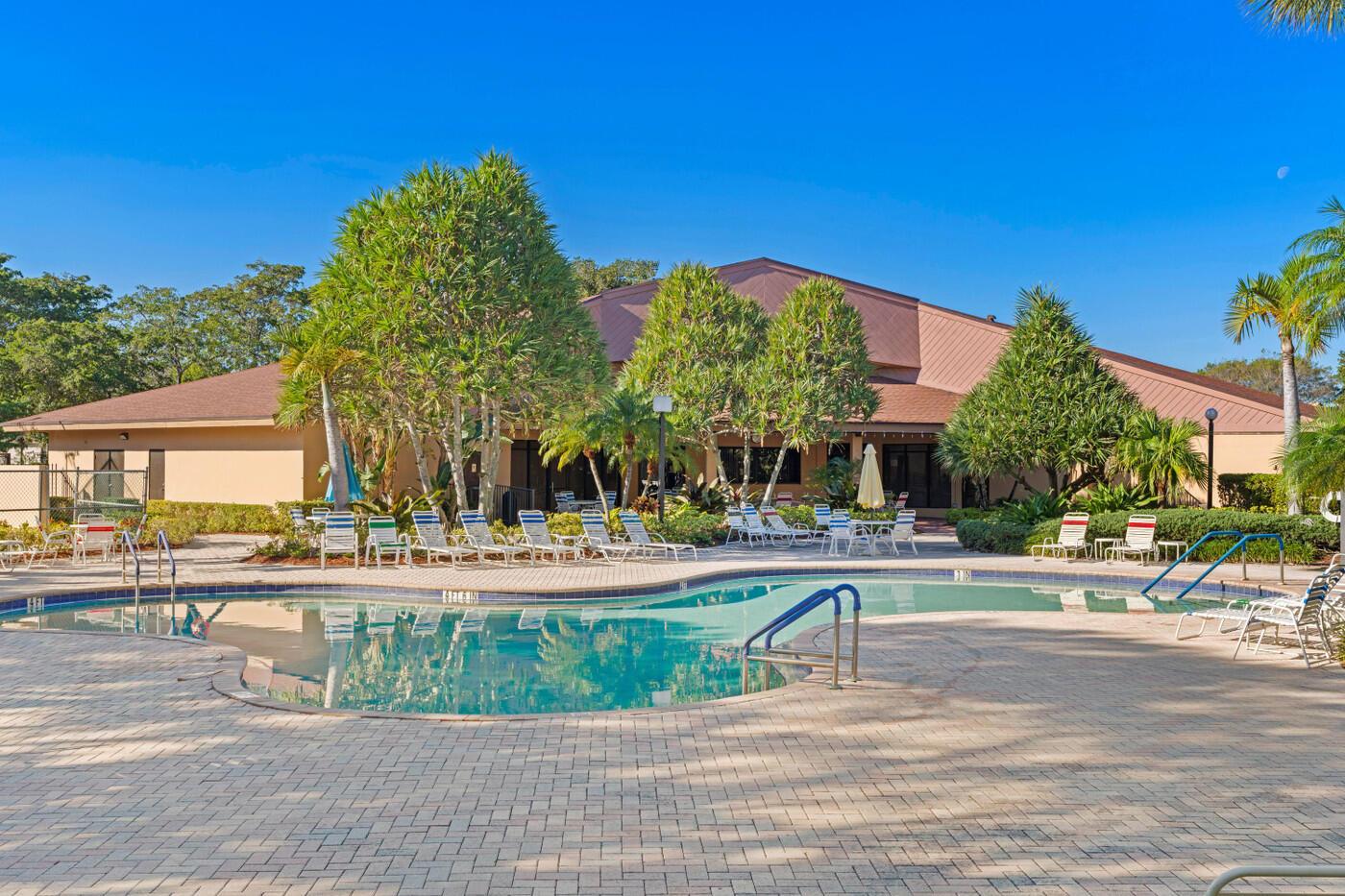 LAVERS DELRAY RACQUET CLU - Residential