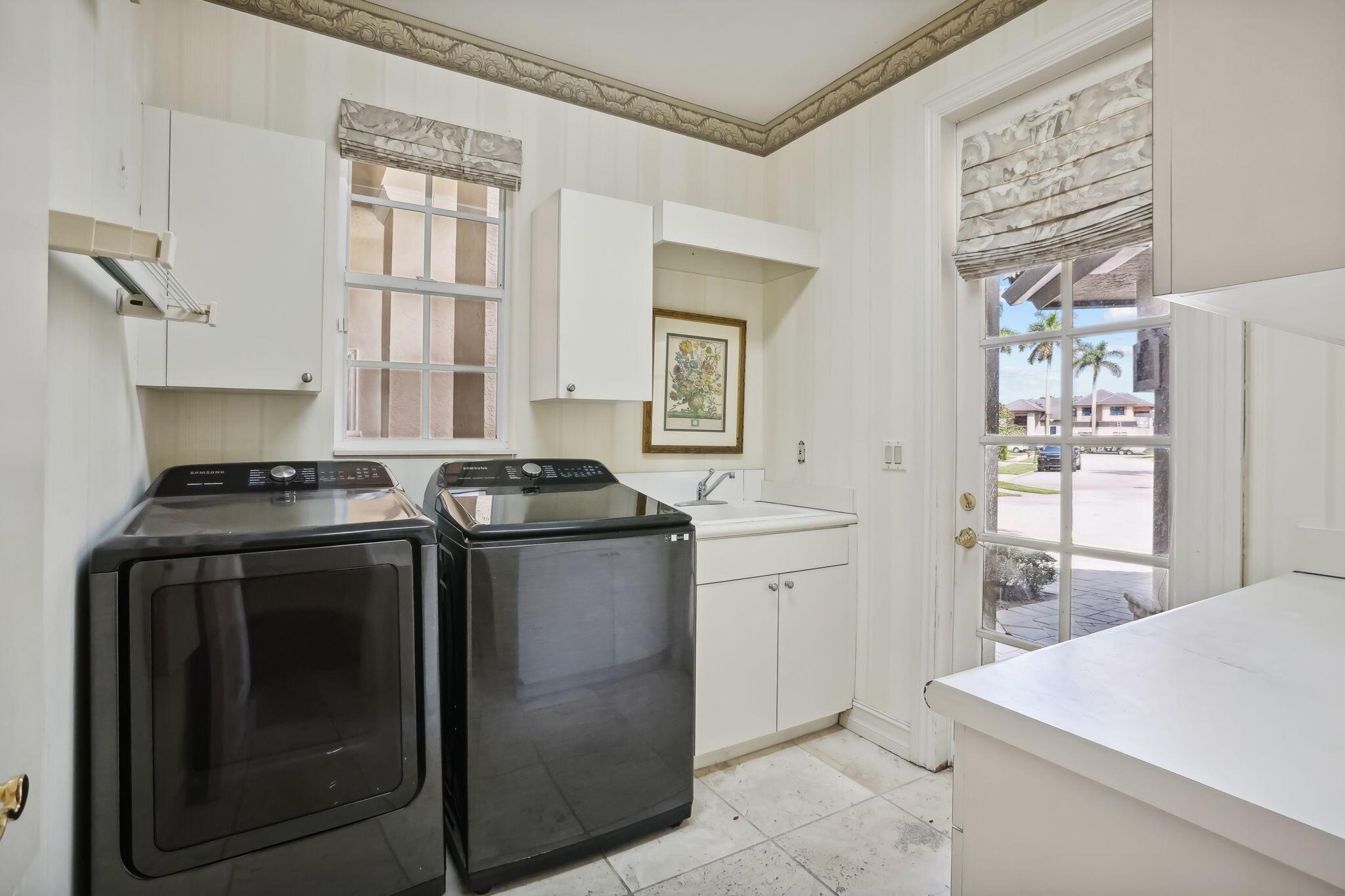 ADDISON RESERVE PARS 4 & - Residential