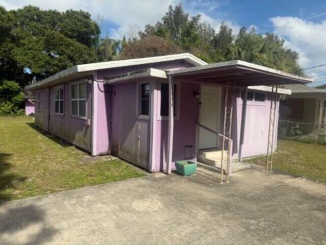 Photo of 1804 S 30th S ST, Fort Pierce, FL 34947 (MLS # B26038768)