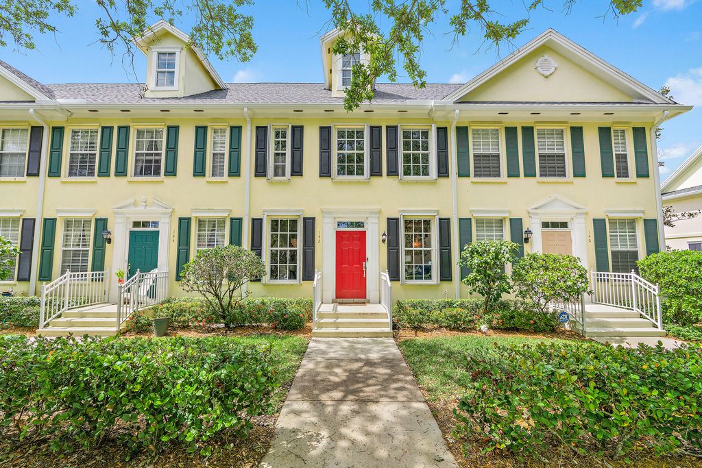 Photo of 142 Day Lily Drive Dr, Jupiter, FL 33458 (MLS # R10784600)