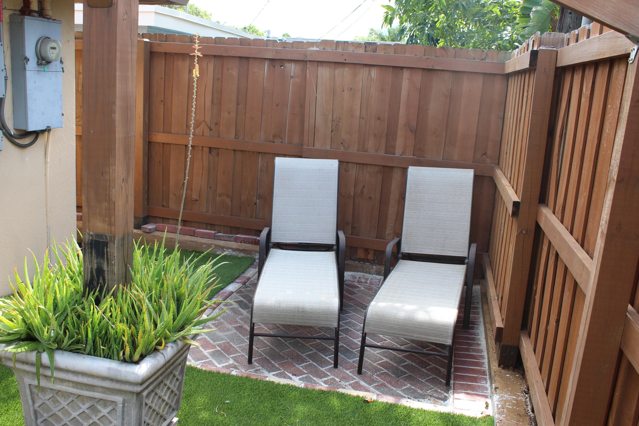 ROYAL PALM PARK - Residential