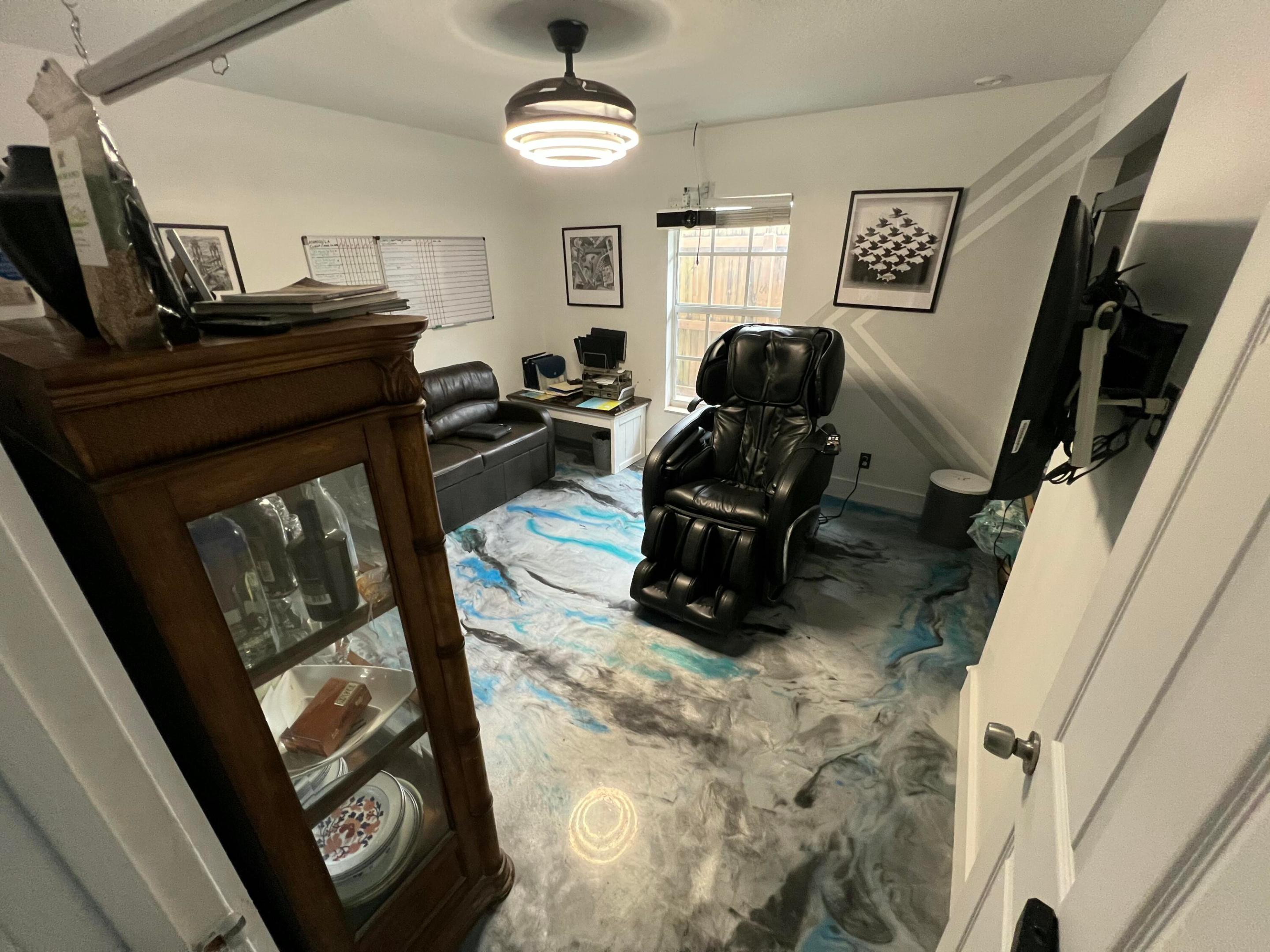 ROYAL PALM PARK - Residential