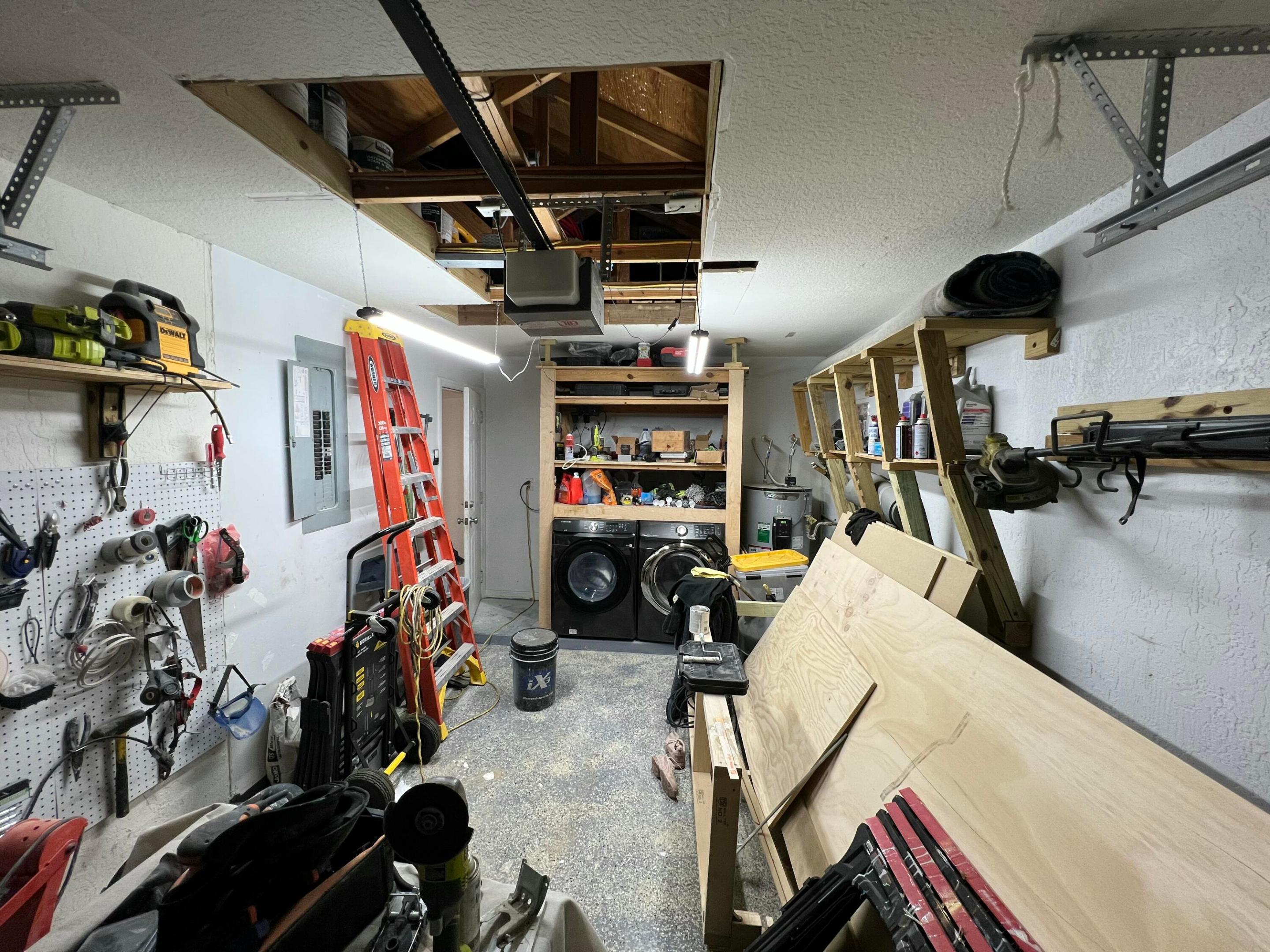 ROYAL PALM PARK - Residential