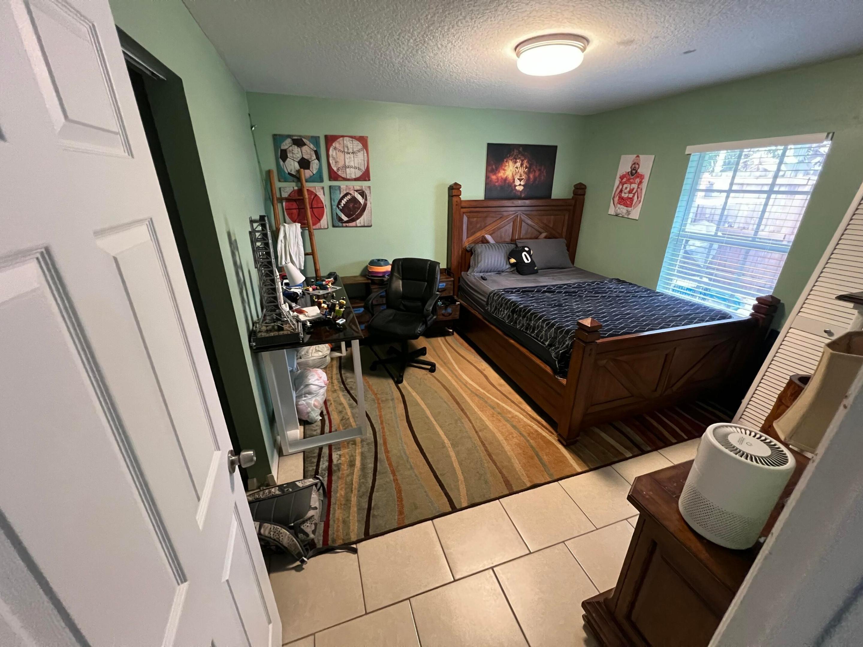 ROYAL PALM PARK - Residential