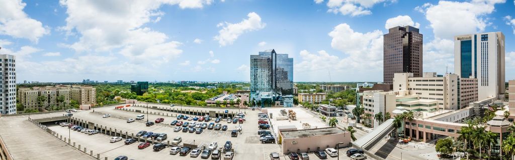 Photo of 511 SE 5th Avenue #1111, Fort Lauderdale, FL 33301 (MLS # B26036008)