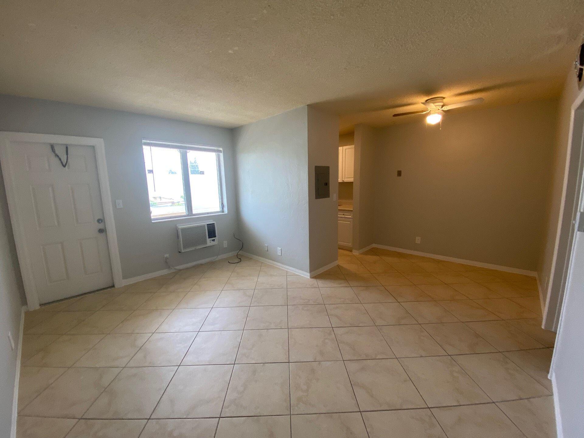 North Palm Beach 03 - Residential Lease