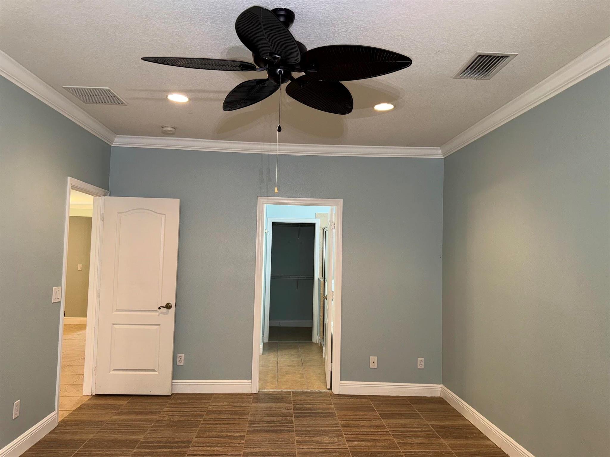 ''''''OAKS OF VERO PD PHA - Residential Lease