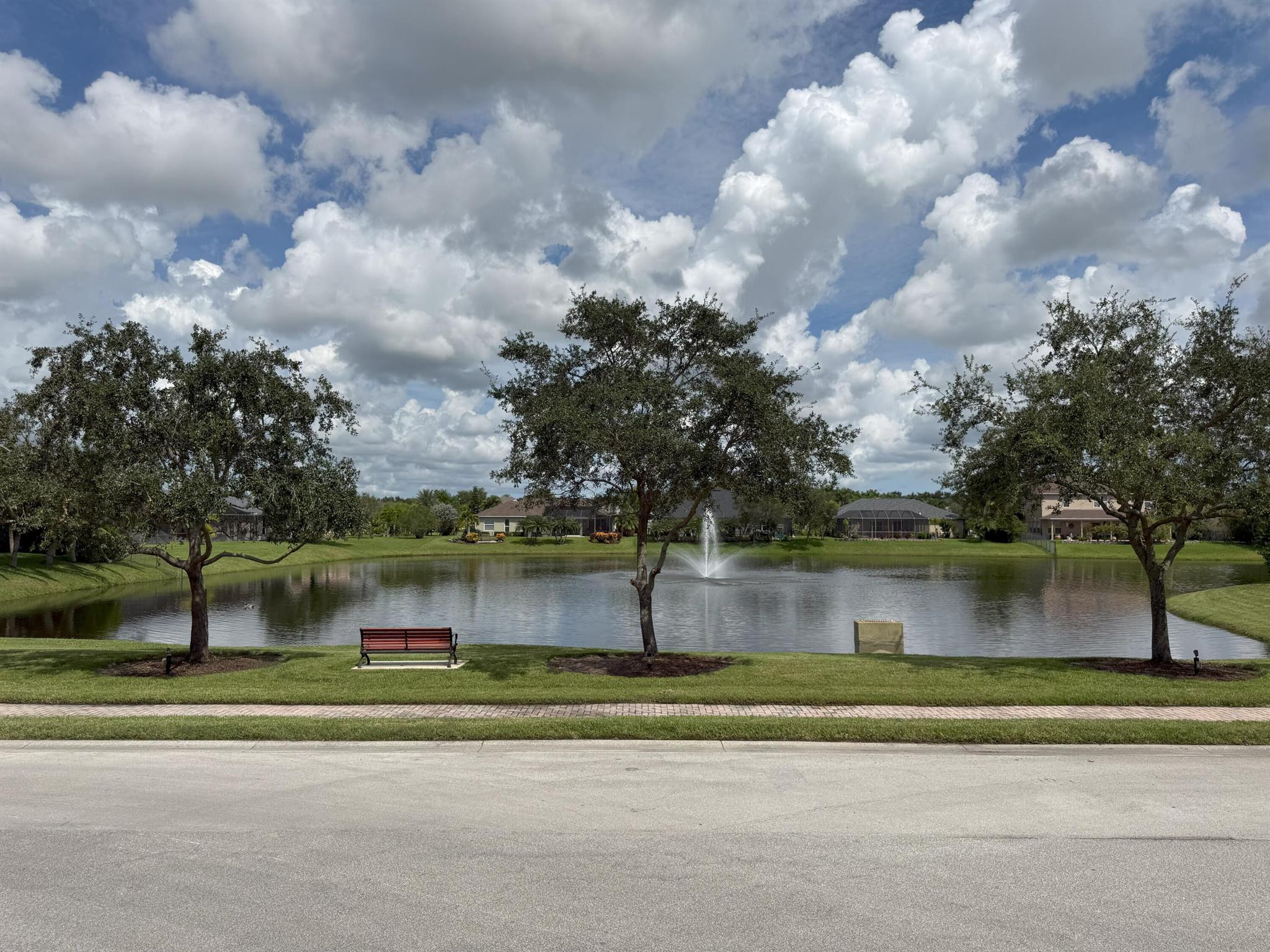 ''''''OAKS OF VERO PD PHA - Residential Lease