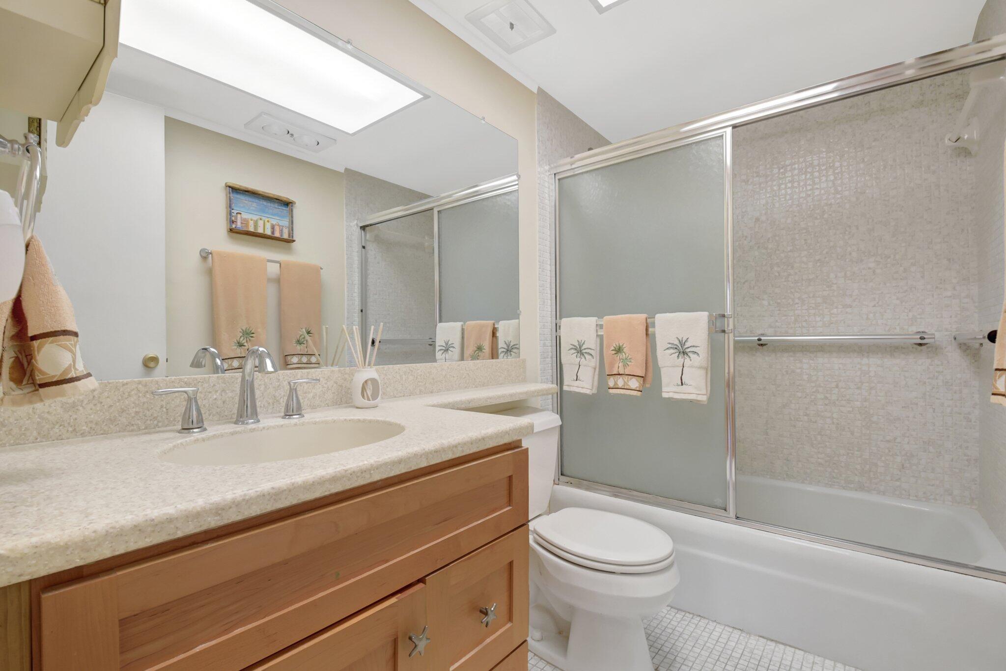 COLONIAL RIDGE CORP - Residential