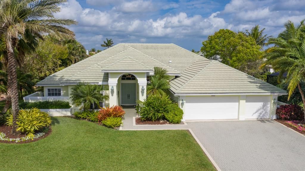 Photo of 8867 SE Marina Bay Drive, Hobe Sound, FL 33455 (MLS # R10692434)