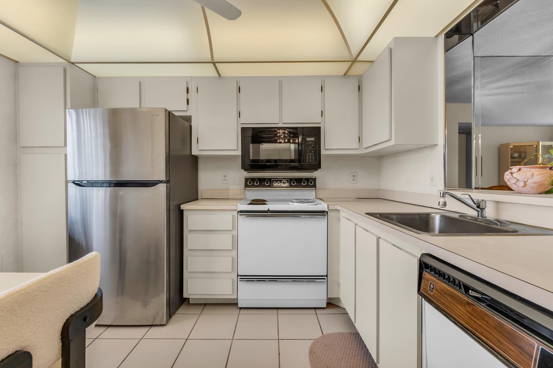 14307 BEDFORD Drive 306