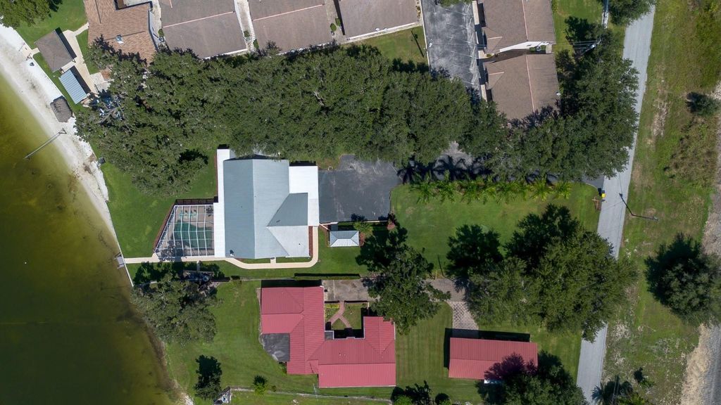 Photo of 131 Sunset Drive, Lake Placid, FL 33852 (MLS # F10529628)