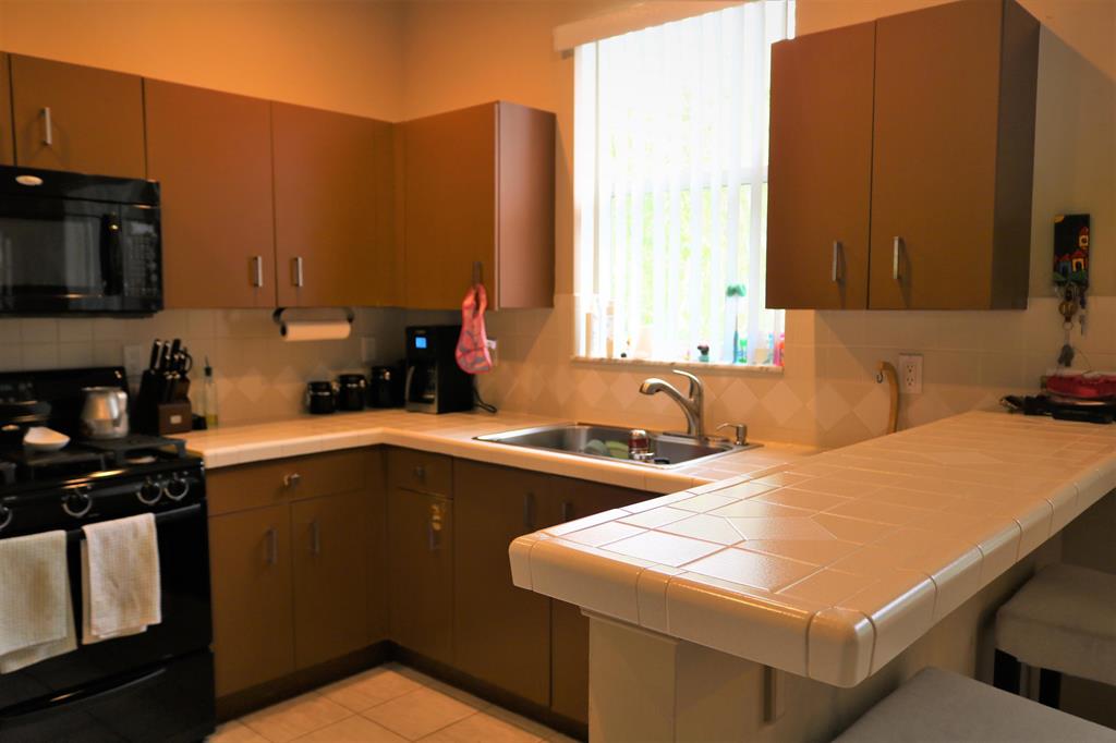 OLIVE TREE PAR 6C - Residential