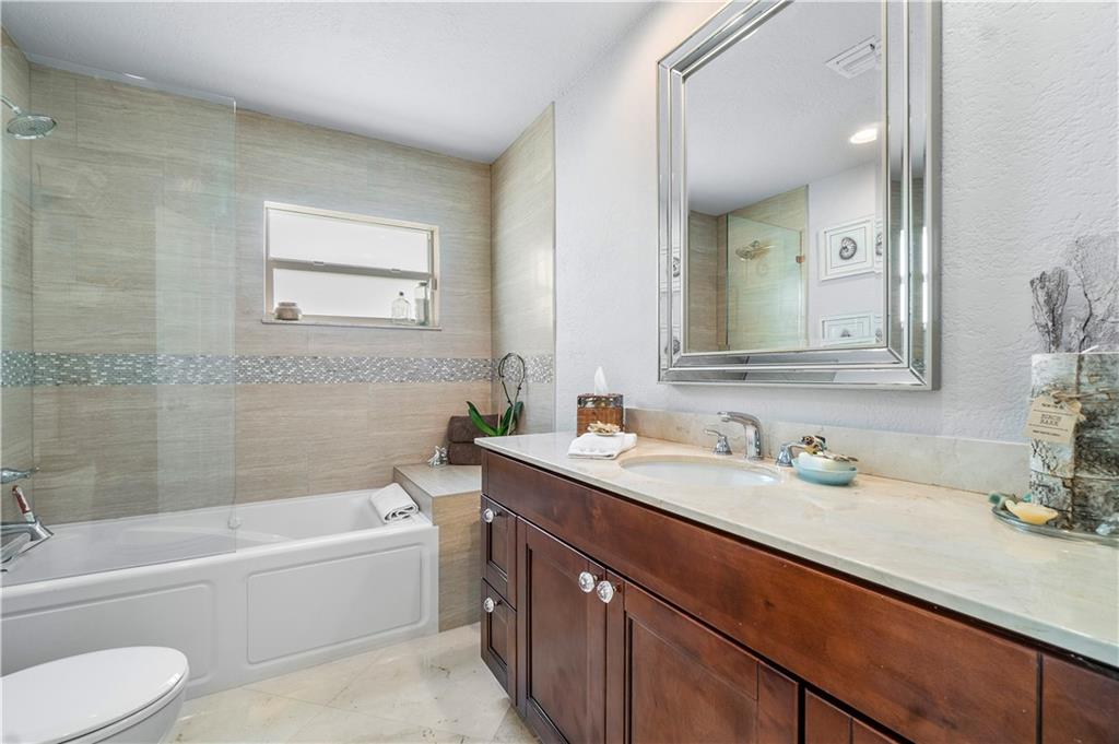 Venetian Isles 3rd Sec 47 - Residential