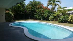 VENETIAN ISLES 3RD SEC - Residential