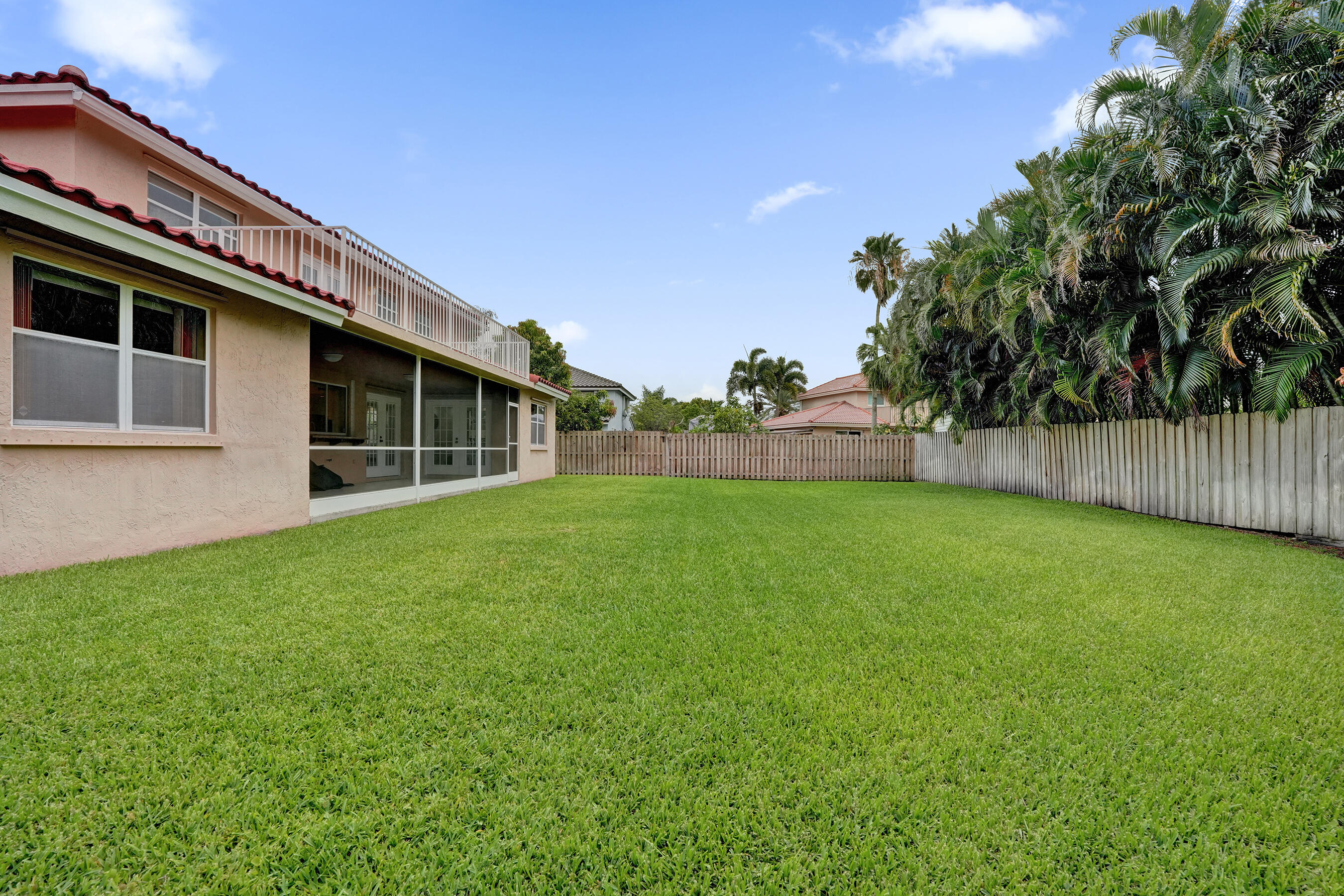 HAWKES BLUFF - Residential