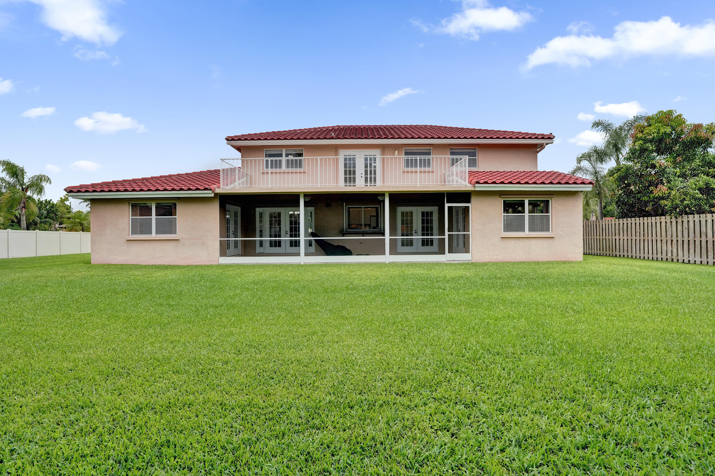 HAWKES BLUFF - Residential