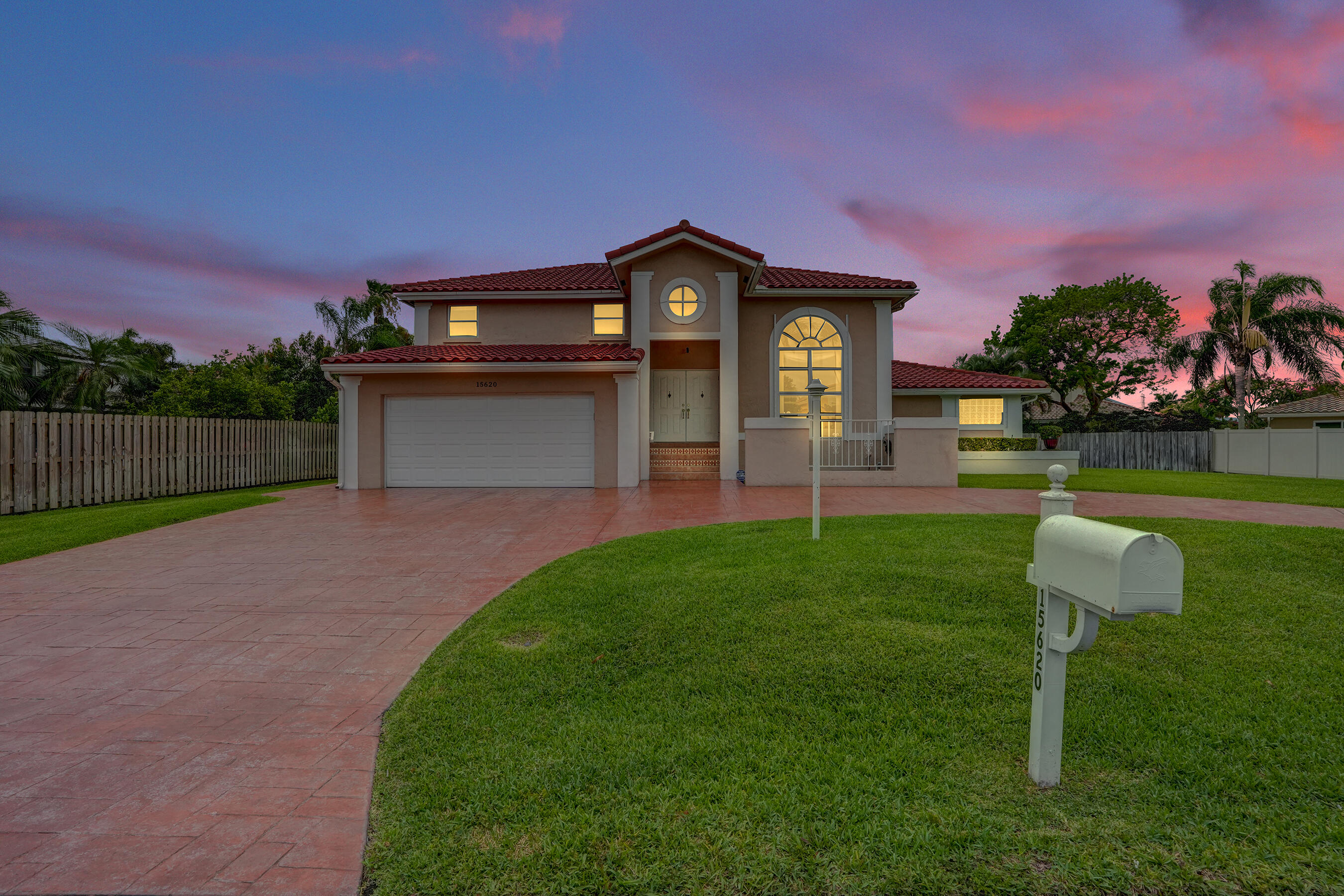 15620 Canterbury Court