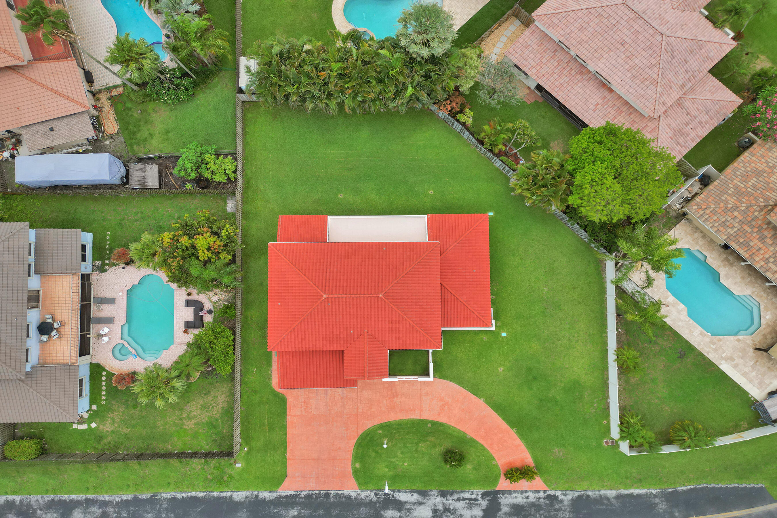 HAWKES BLUFF - Residential