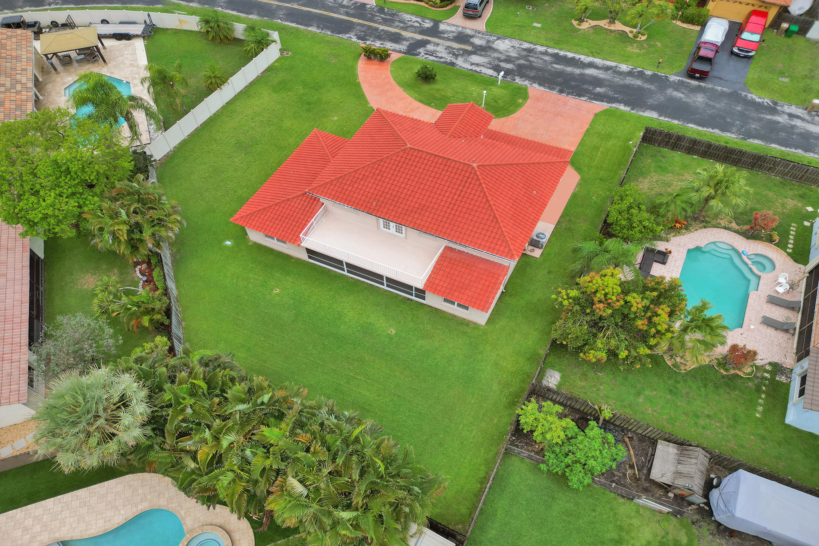 HAWKES BLUFF - Residential