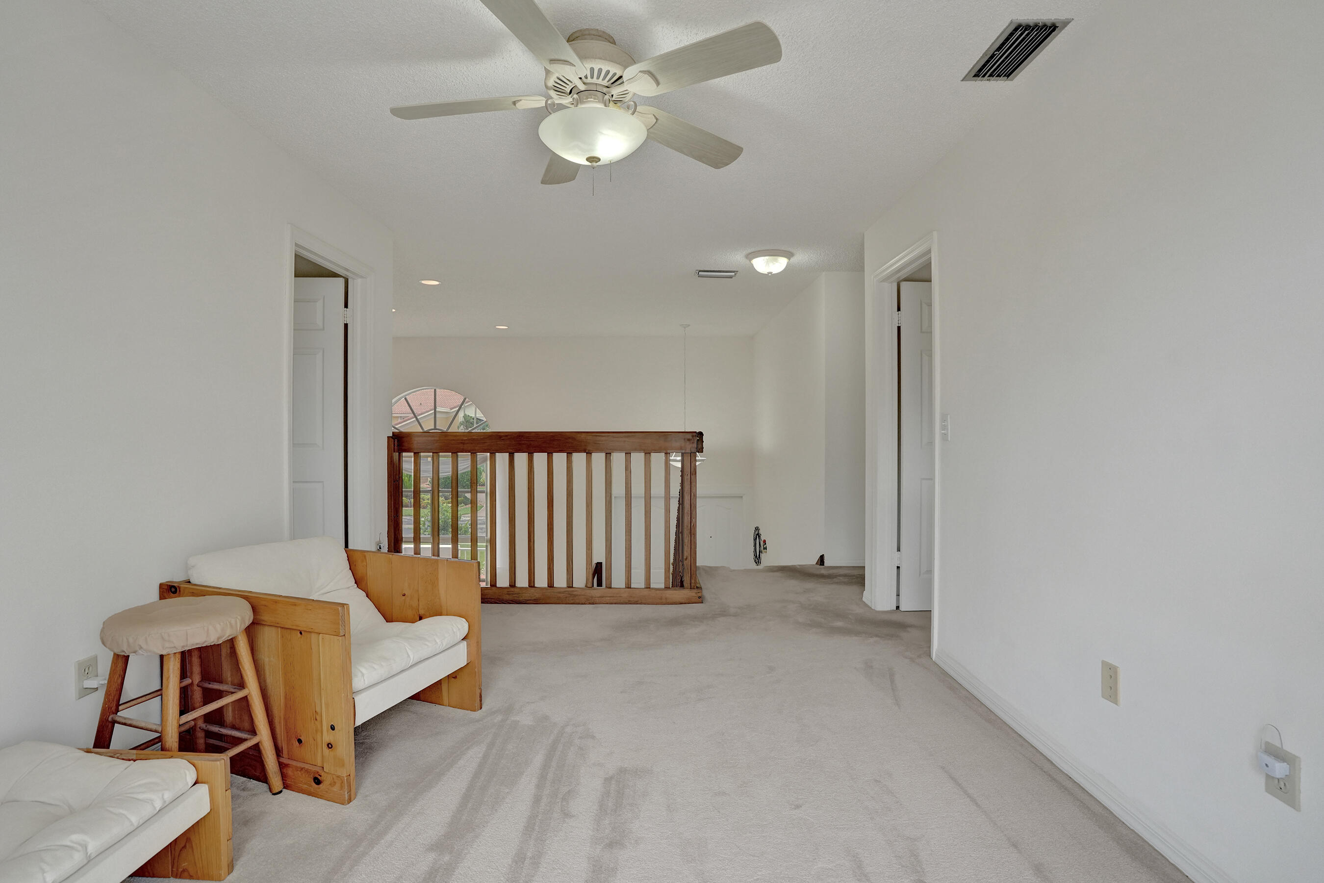 HAWKES BLUFF - Residential
