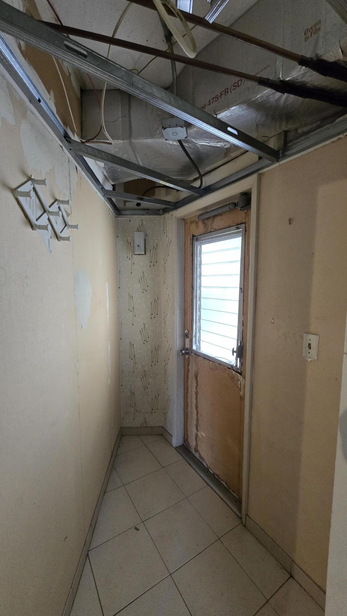 NO 40 PALM-AIRE COUNTRY CLUB - Residential