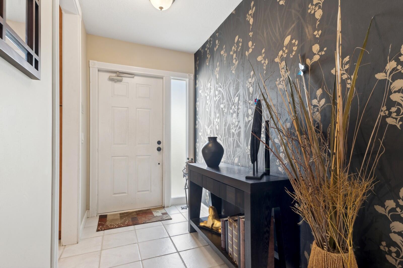 2569 Livingston Lane