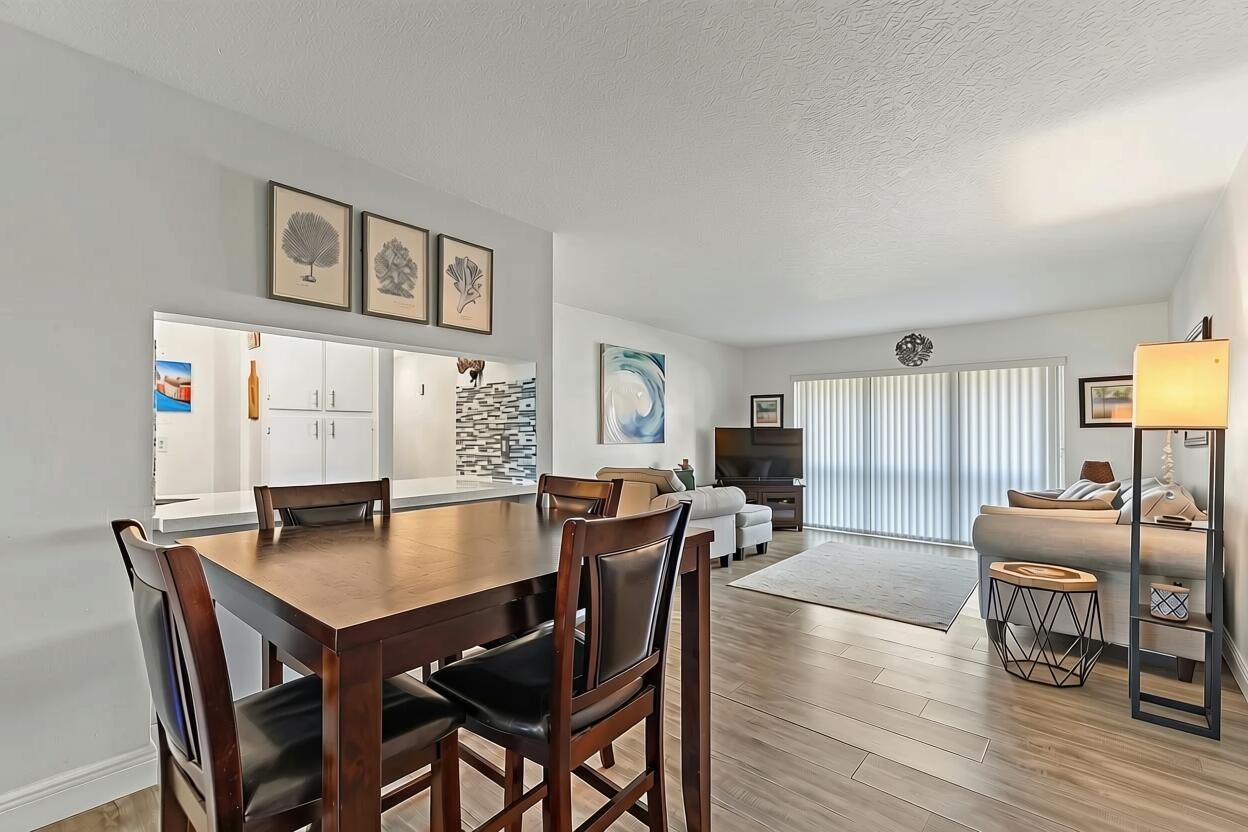 1111 GREEN PINE Boulevard F1