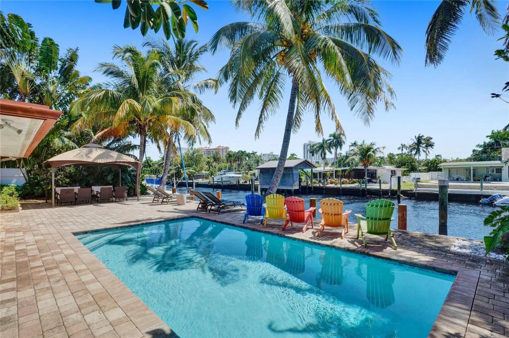 Photo of 3230 S Terra Mar Drive, Lauderdale By The Sea, FL 33062 (MLS # B26047429)