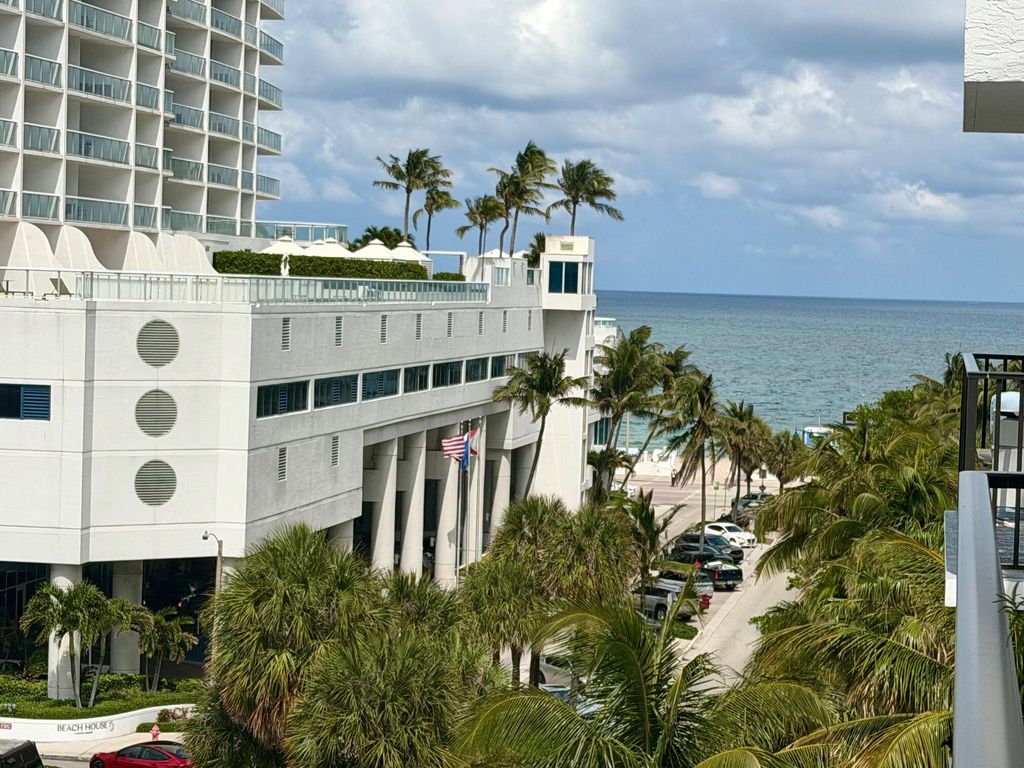 Photo of 3000 Riomar Street #703, Fort Lauderdale, FL 33304 (MLS # B26021493)