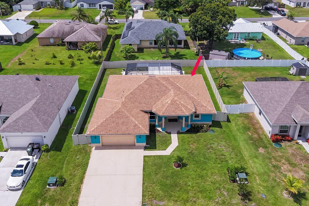 1002 SW Fisherman Avenue, Port St Lucie, FL, 34953/$488,000 3 1002 SW Fisherman Avenue