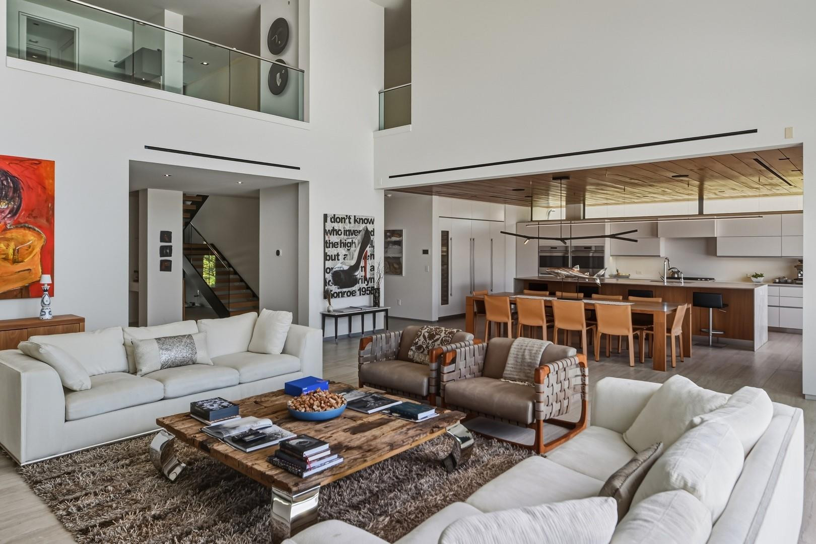 Riviera 6-17 B - Residential