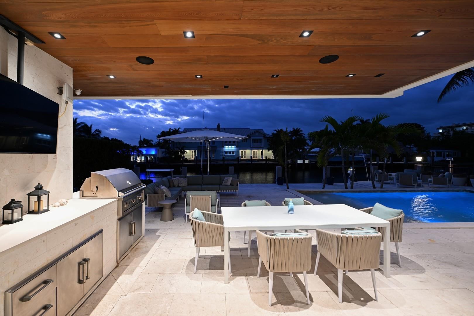 Riviera 6-17 B - Residential