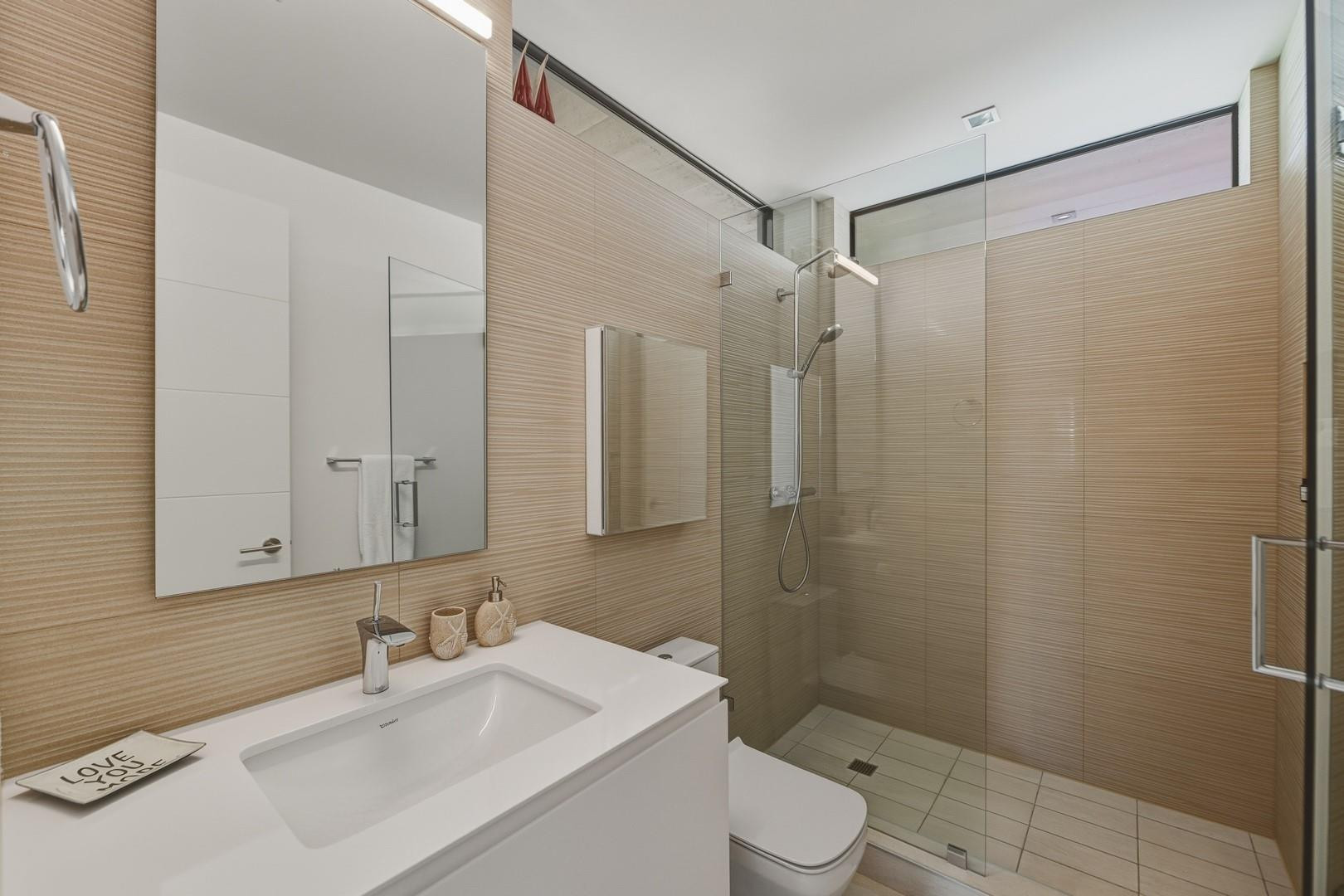 Riviera 6-17 B - Residential