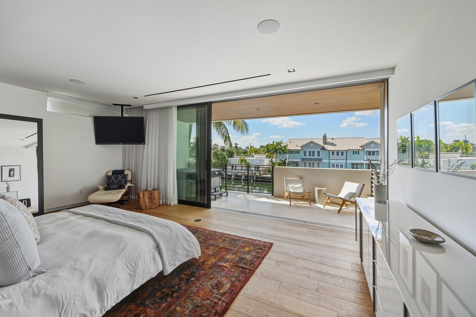 Riviera 6-17 B - Residential