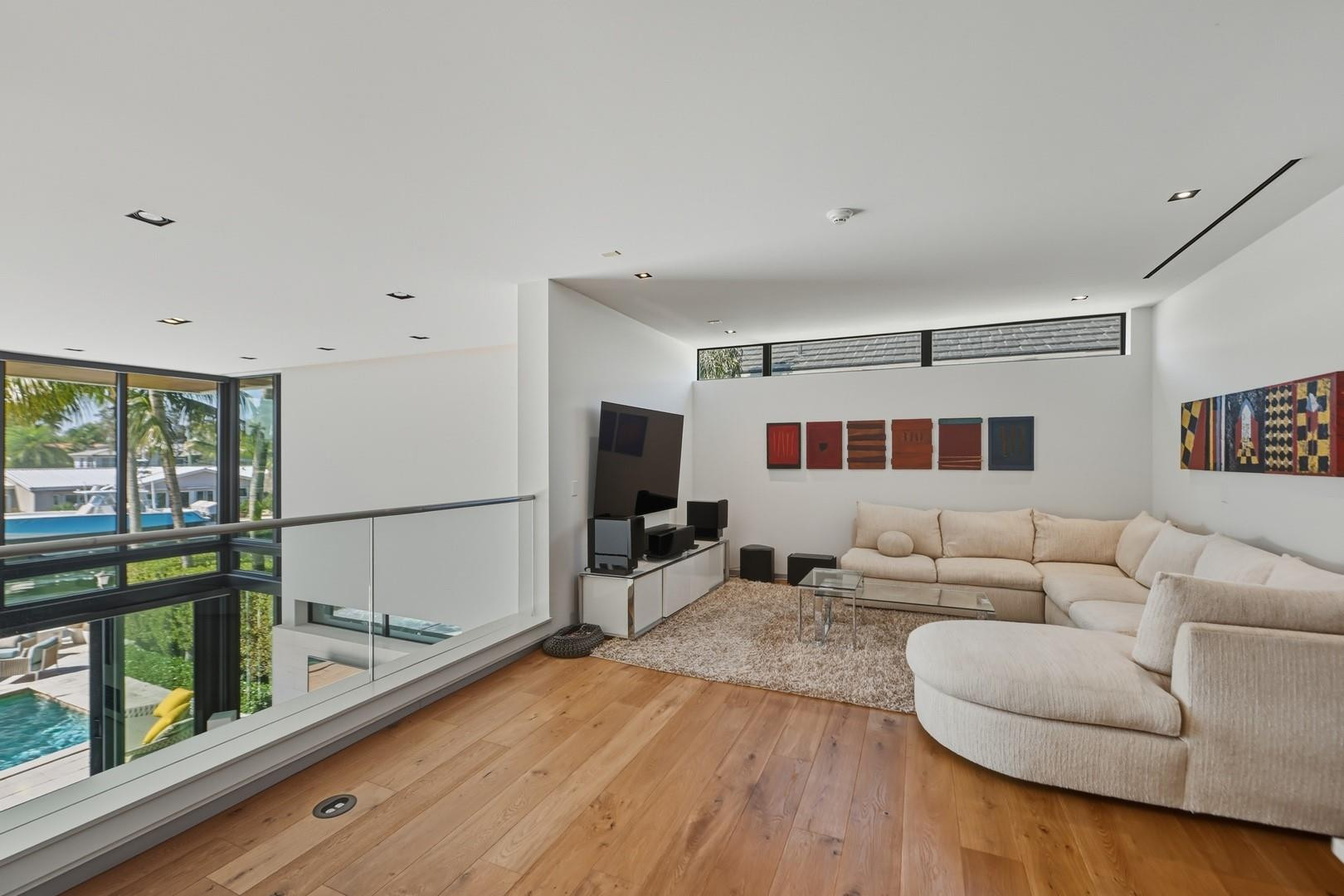 Riviera 6-17 B - Residential