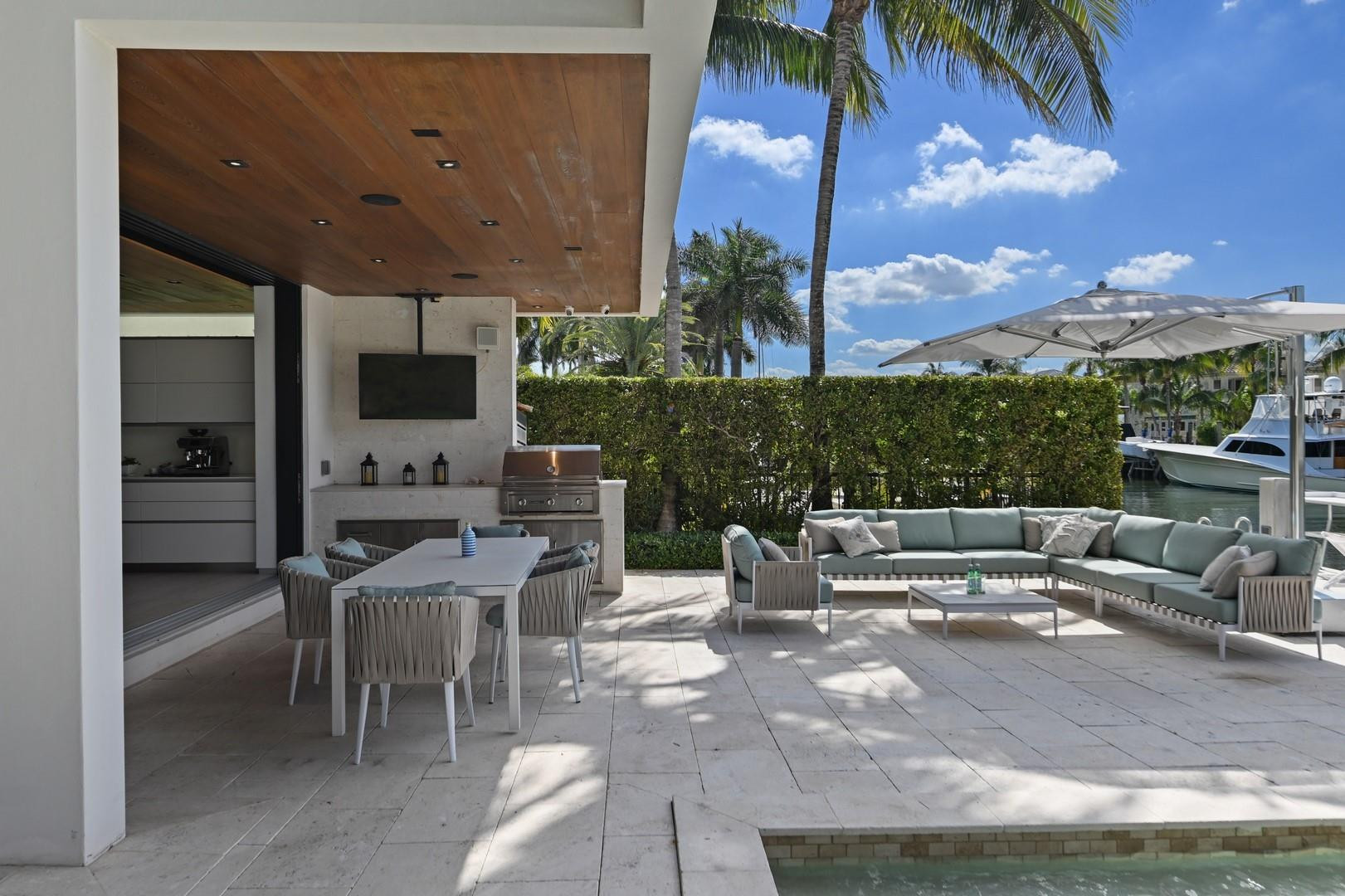 Riviera 6-17 B - Residential