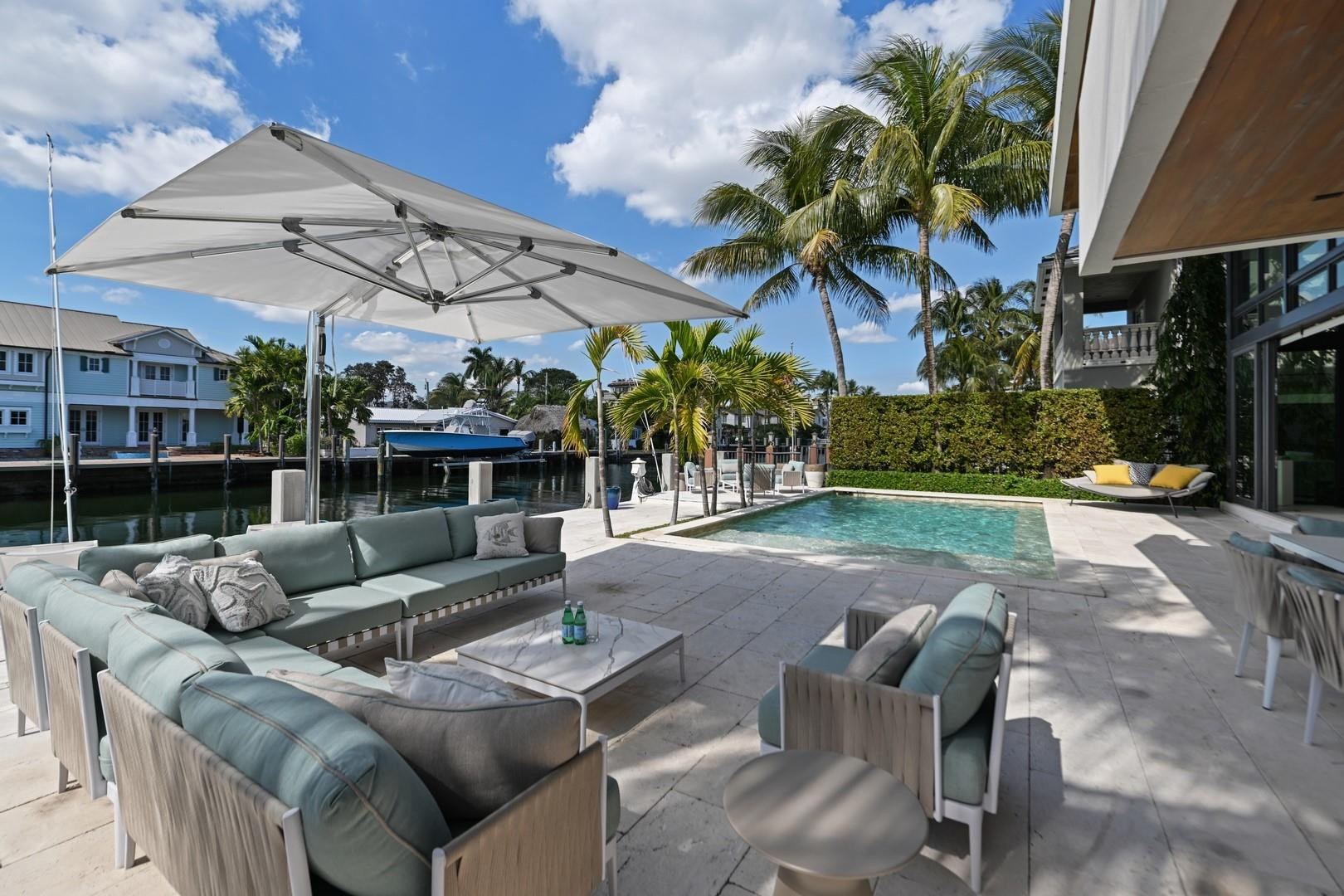 Riviera 6-17 B - Residential