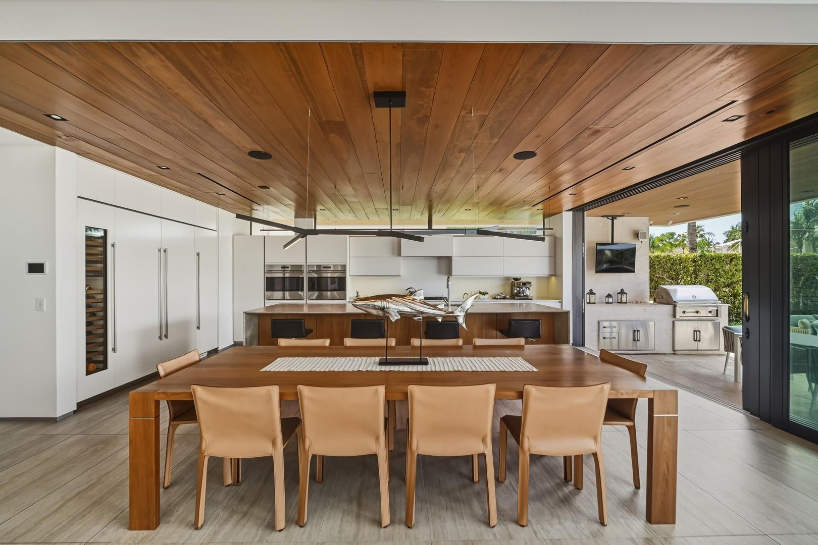 Riviera 6-17 B - Residential