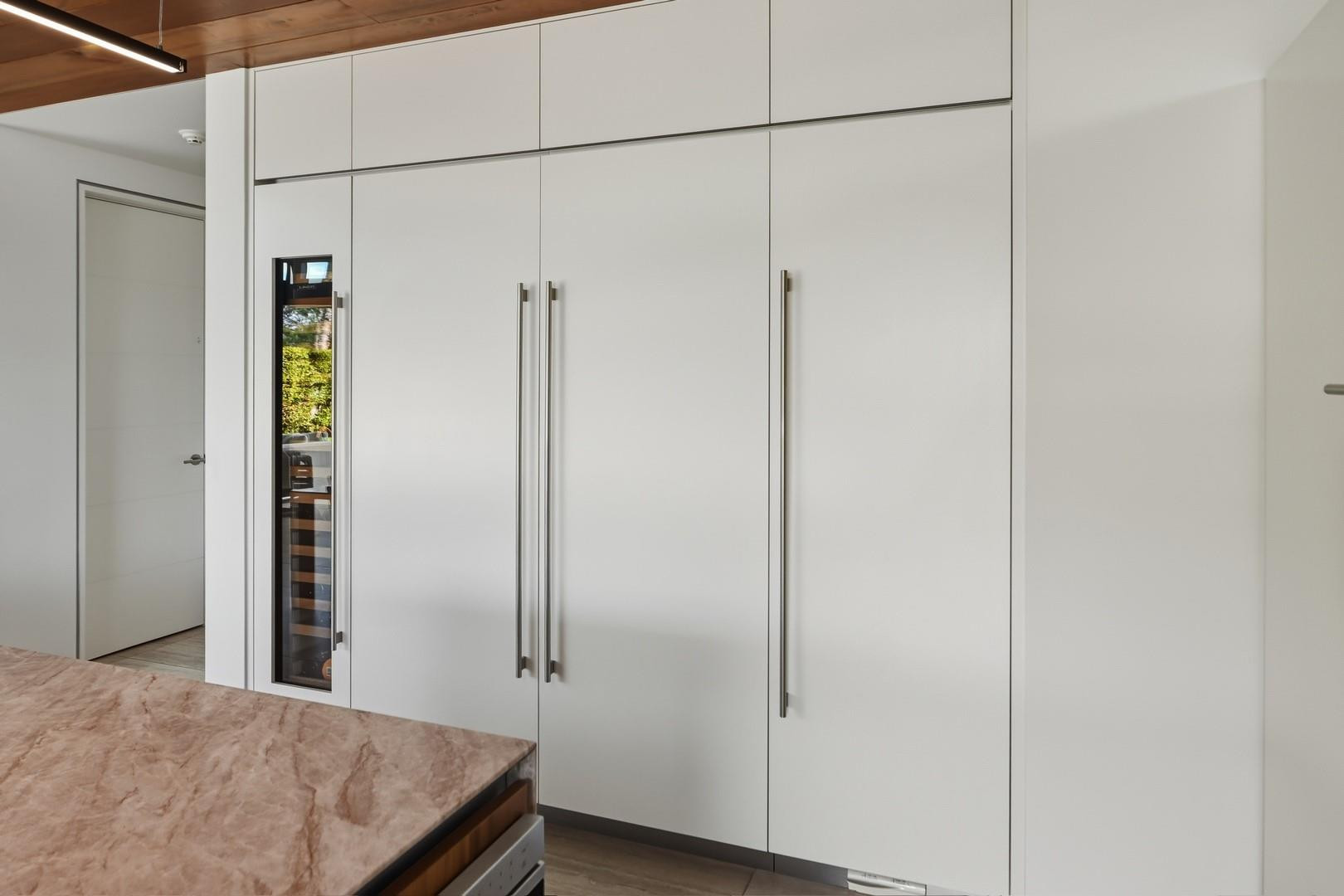 Riviera 6-17 B - Residential