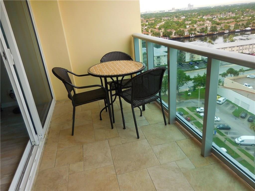 THE WAVE - Residential