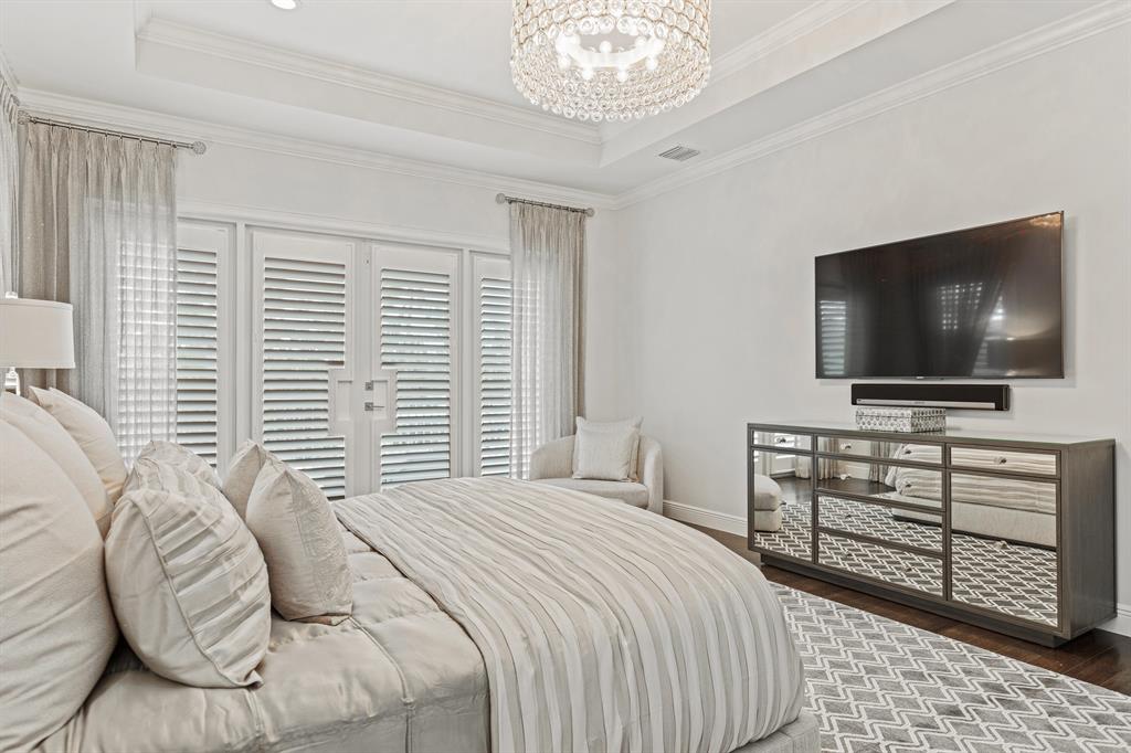 PIRATES COVE - Residential