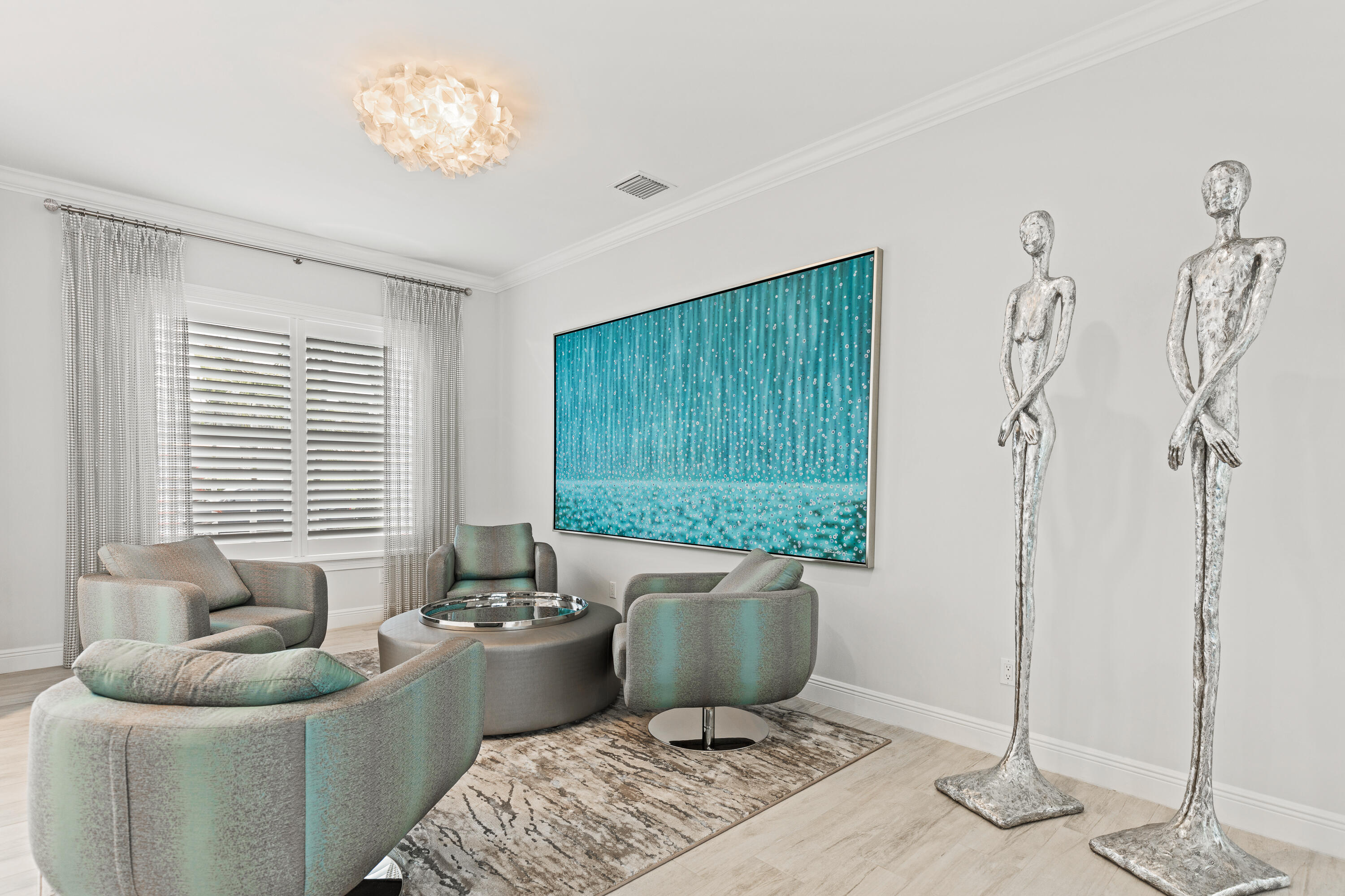 PIRATES COVE - Residential