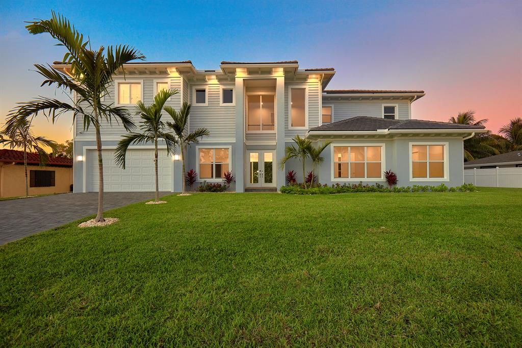 Photo of 24 Teach Road Rd, Palm Beach Gardens, FL 33410 (MLS # R10830700)