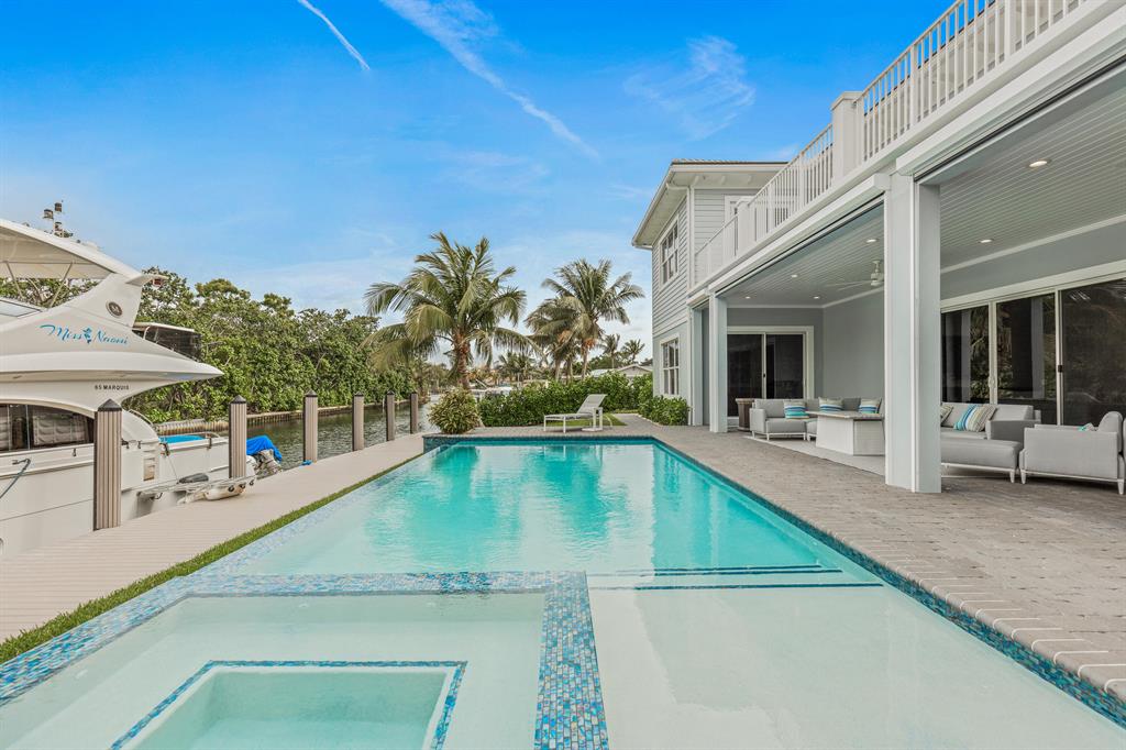 PIRATES COVE - Residential