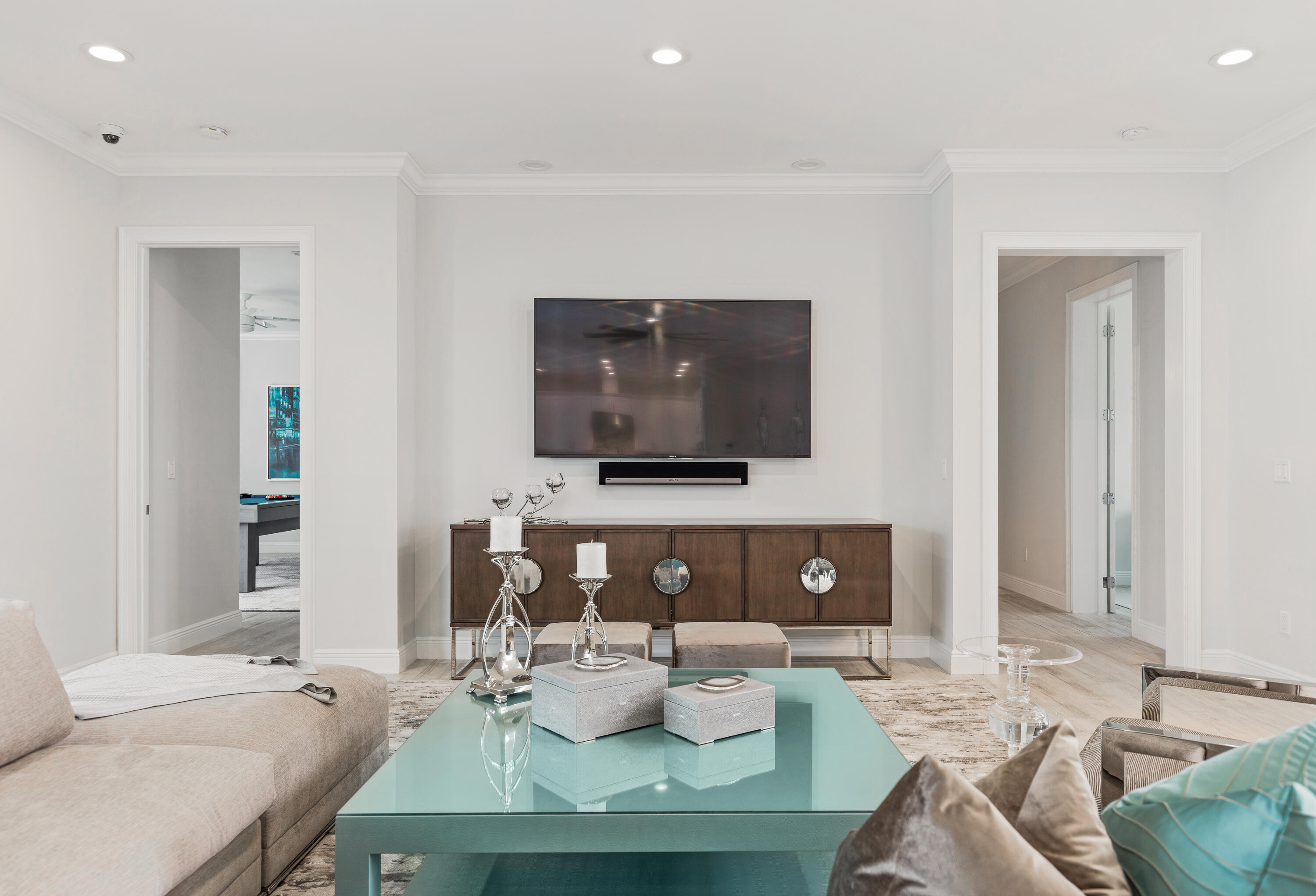 PIRATES COVE - Residential