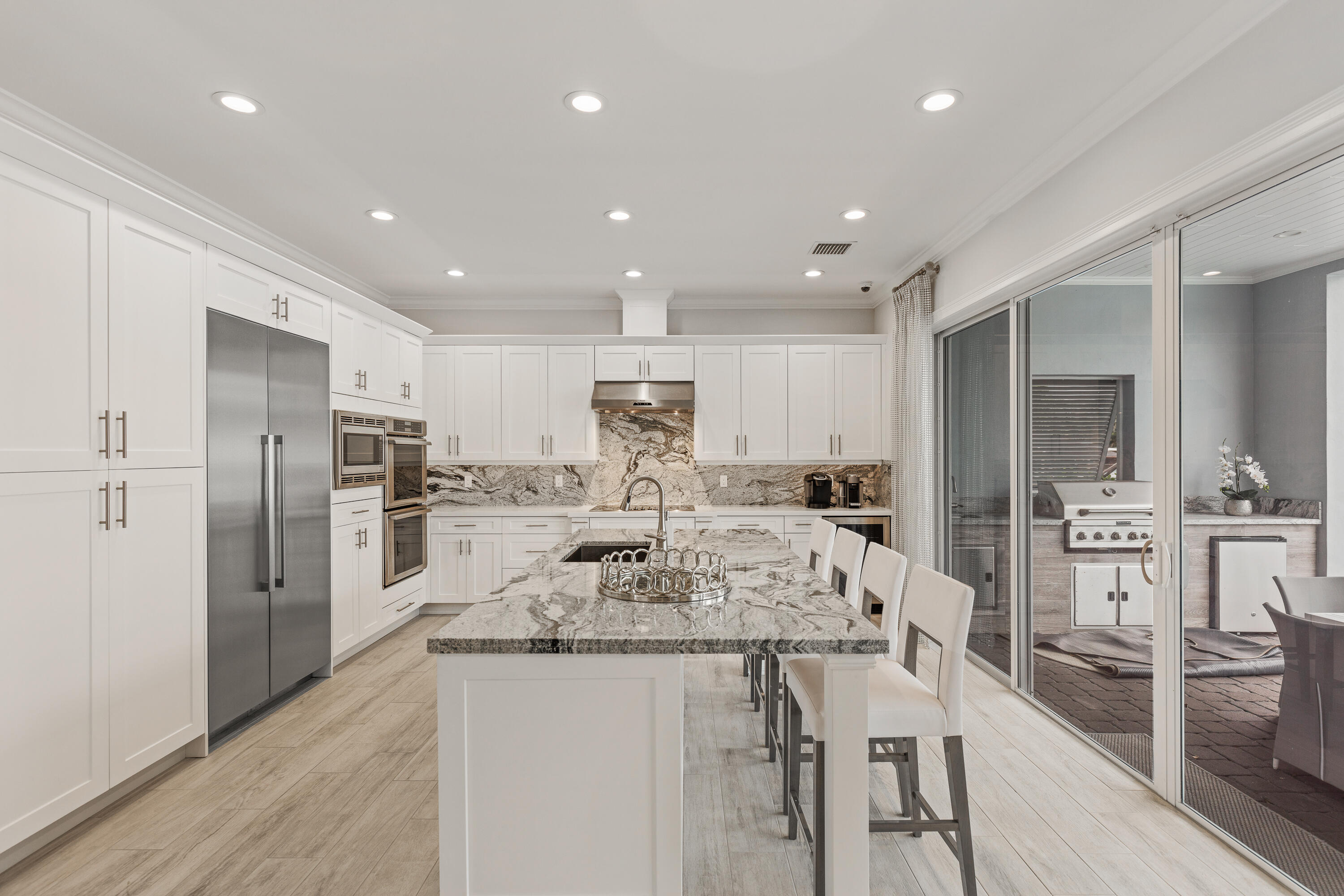 PIRATES COVE - Residential